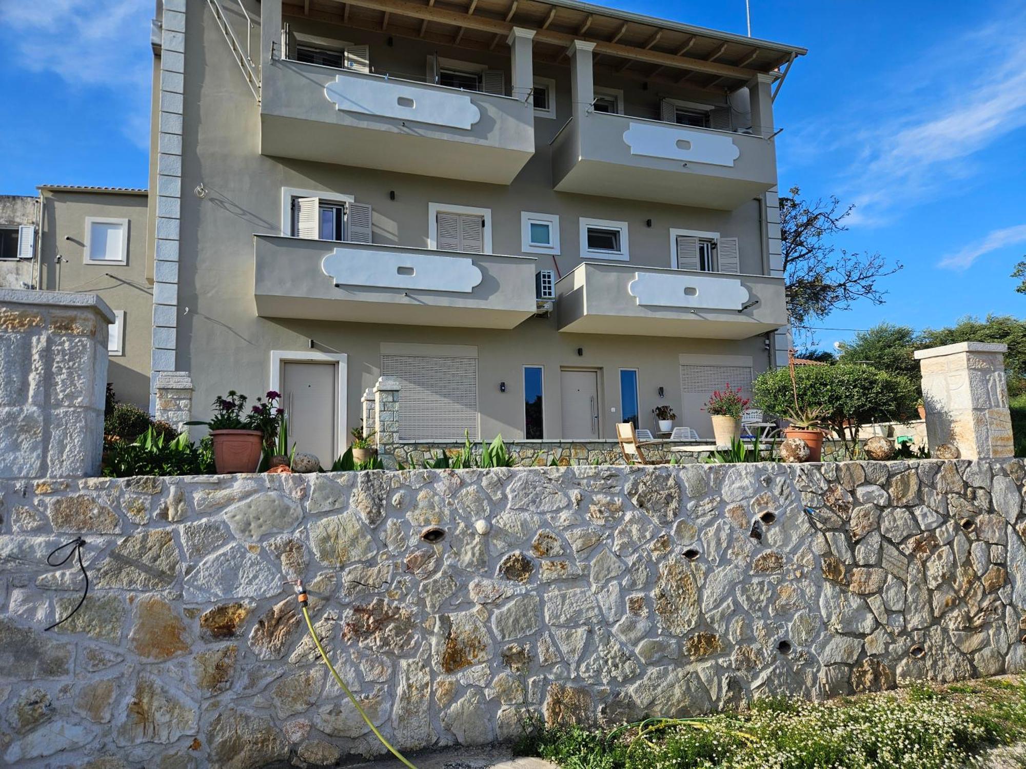Apartmán Grey Luxury House Ypsos